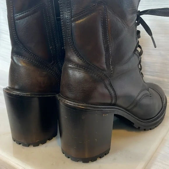 THURSDAY BOOT COMPANY REBEL. 10.5
Excellent condition-color black coffee - Picture 7 of 10